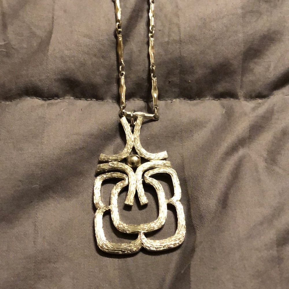 Vintage Avon Necklace